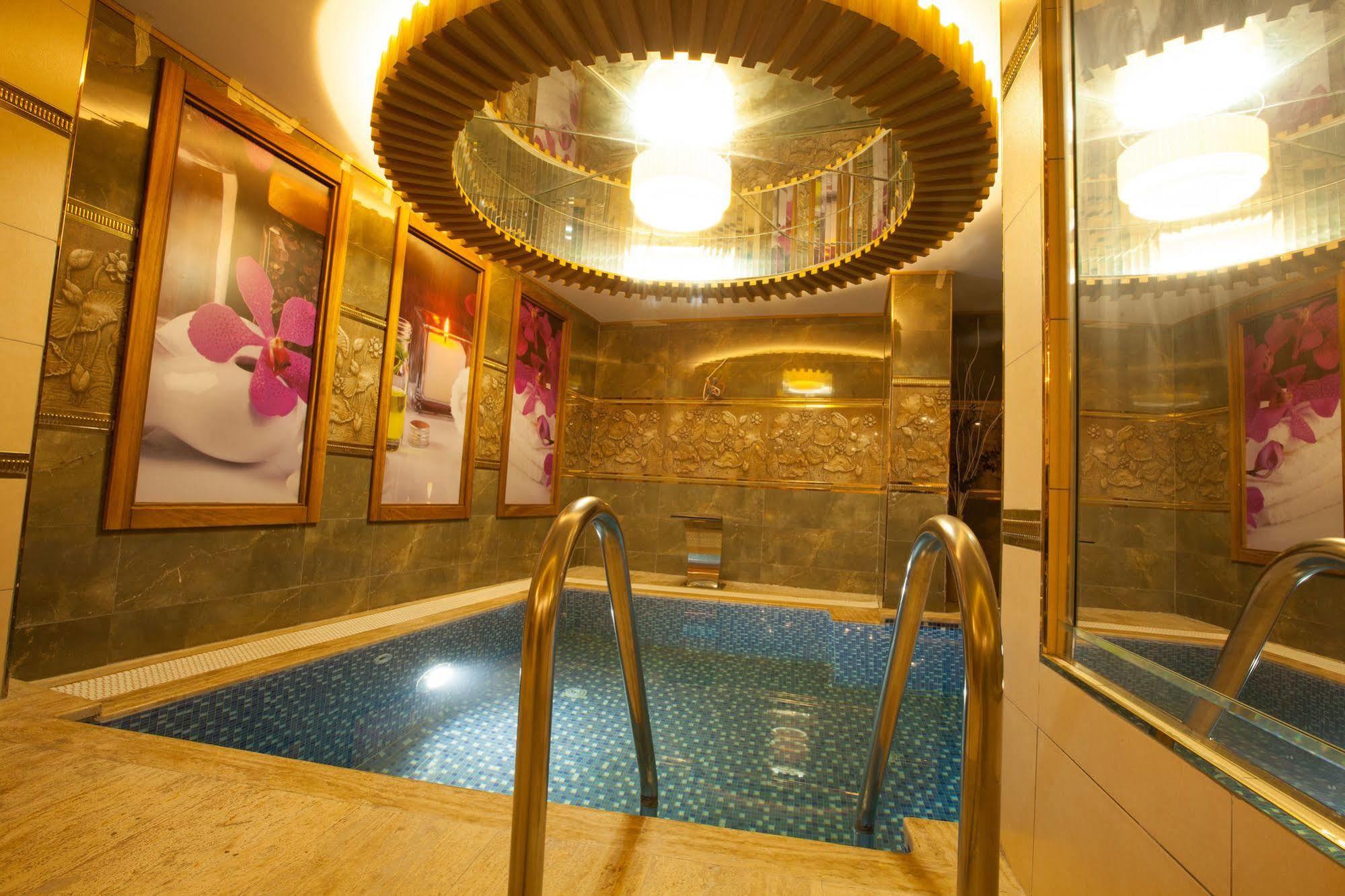 Beethoven Hotel - Special Category Istanbul Exteriör bild